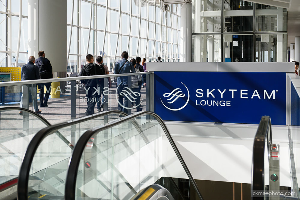 Entrance to Skyteam lounge at Hong Kong International Airport HKG