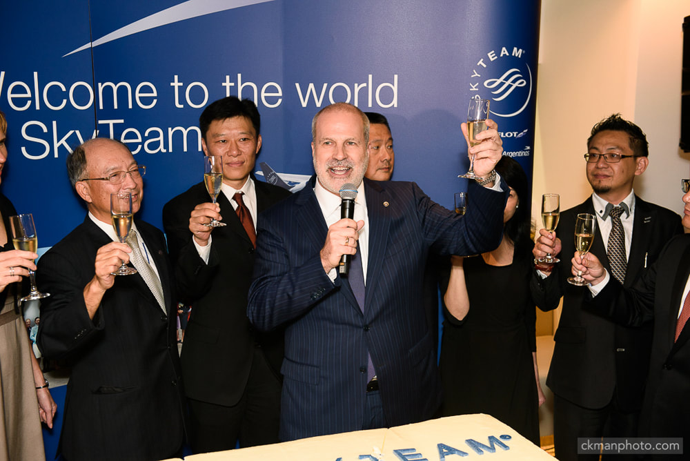 Skyteam management toasting at the grand opening event of Skyteam lounge in Hong Kong International Airport HKG.